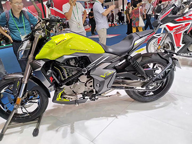 摩托車(chē) 摩托車(chē)